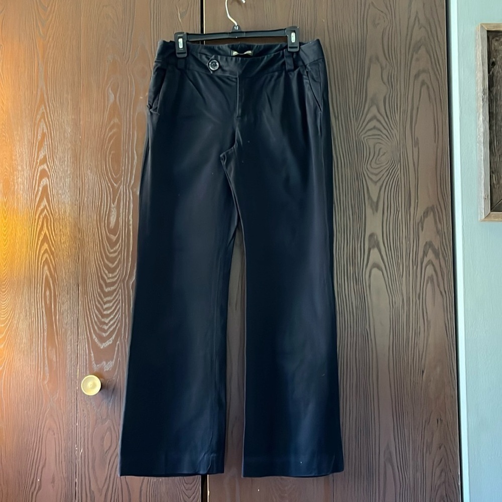 Eddie Bauer black wide legged pants. Size 6S.